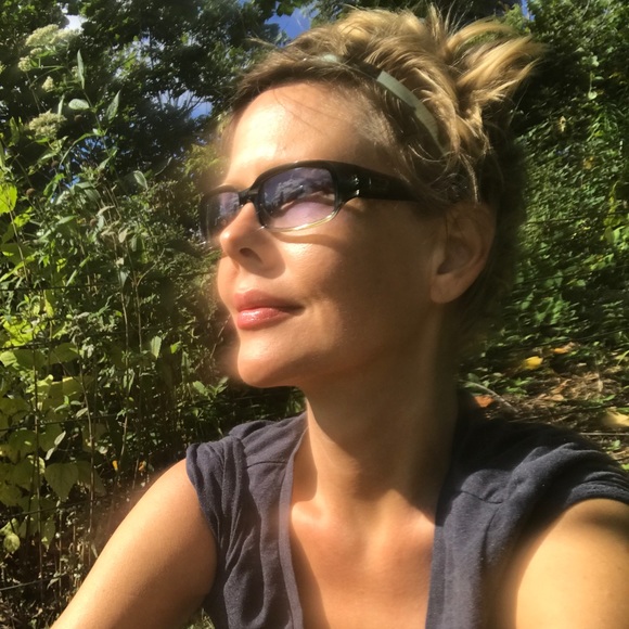 Meet your Posher, Signe - Picture 3 of 3